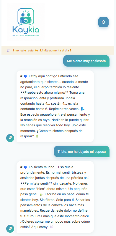 Pantalla de conversación con el coach de IA de Kaykia